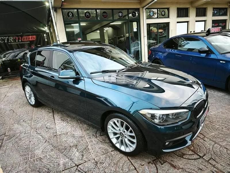 Usado BMW 116 Sport Line 116 HP (85 kW) 2016 Azul escuro Citadino