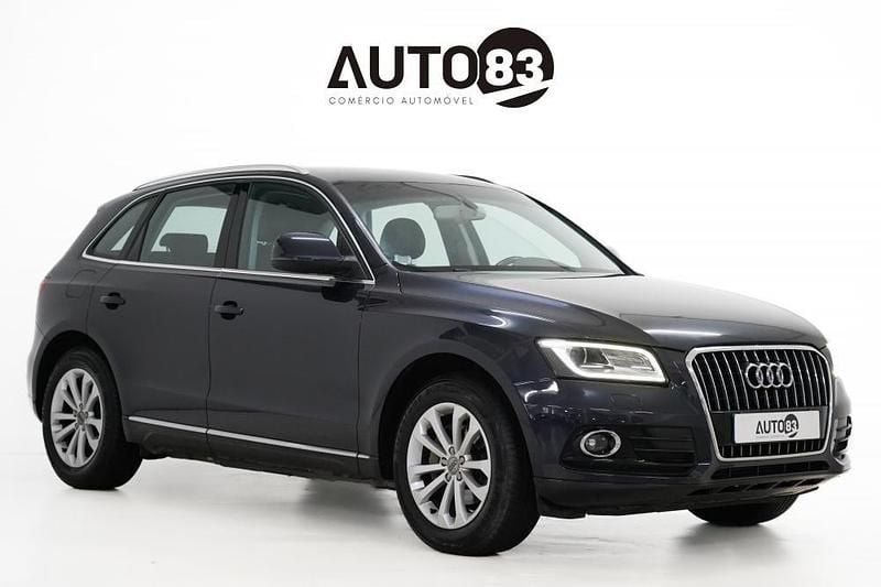 Cinzento Usado 2012 Audi Q5 SUV | € 18.490 (Preço justo) - Imagem 1/4