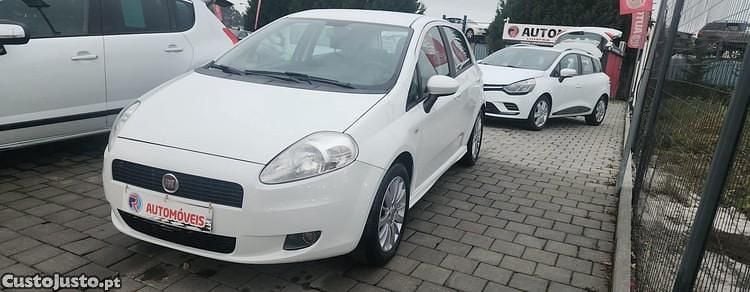 Branco Usado 2009 Fiat Punto | € 4.990 - Imagem 1/1