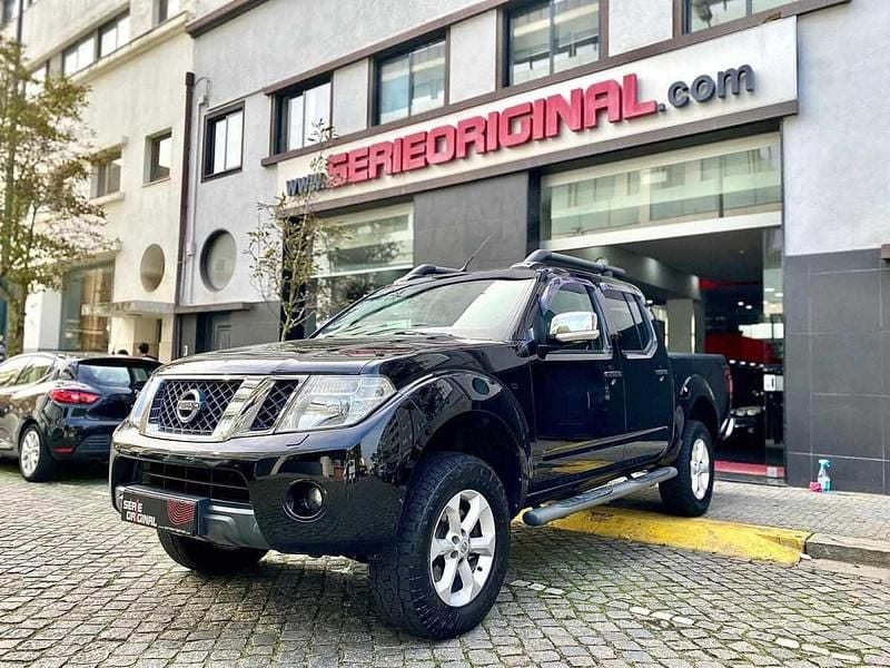 Preto Usado 2010 Nissan Navara Pickup | € 17.950 (Preço justo) - Imagem 1/4