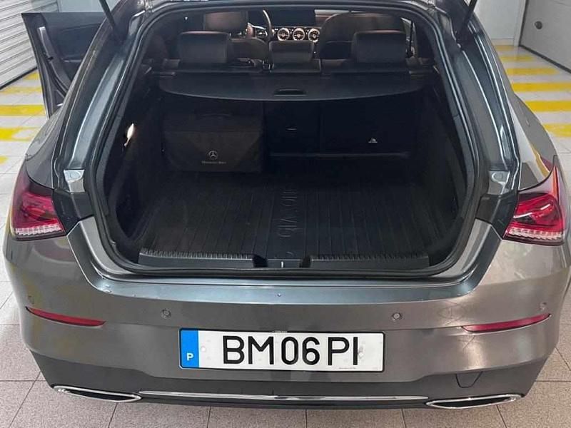 Usado Mercedes CLA250 218 HP (160 kW) 2021 Cinzento Sedan