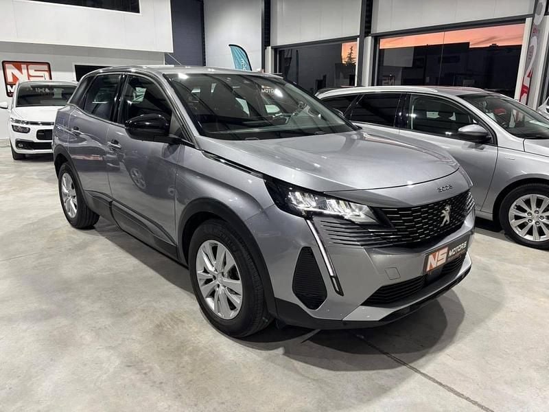 Cinzento Usado 2022 Peugeot 3008 Active SUV | € 19.900 (Preço justo) - Imagem 1/4