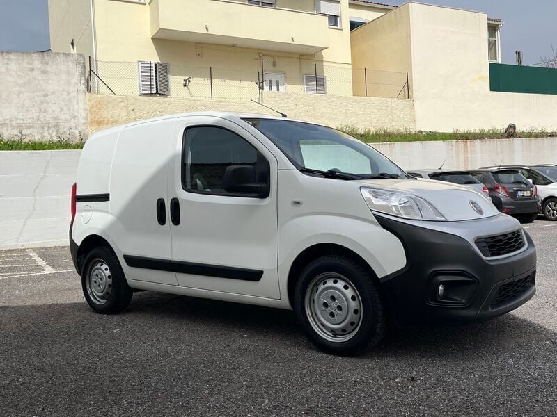 Usado Fiat Fiorino 95 HP (69 kW) 2018 Branco Monovolume
