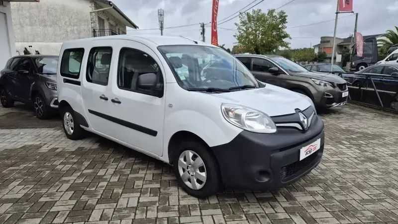 Branco Usado 2019 Renault Kangoo Monovolume | € 19.900 - Imagem 1/4