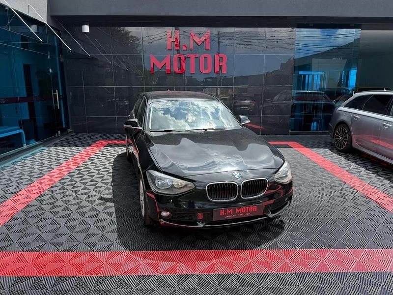 Preto Usado 2014 BMW 116 Efficient Dynamics Citadino | € 12.900 (Preço elevado) - Imagem 1/4