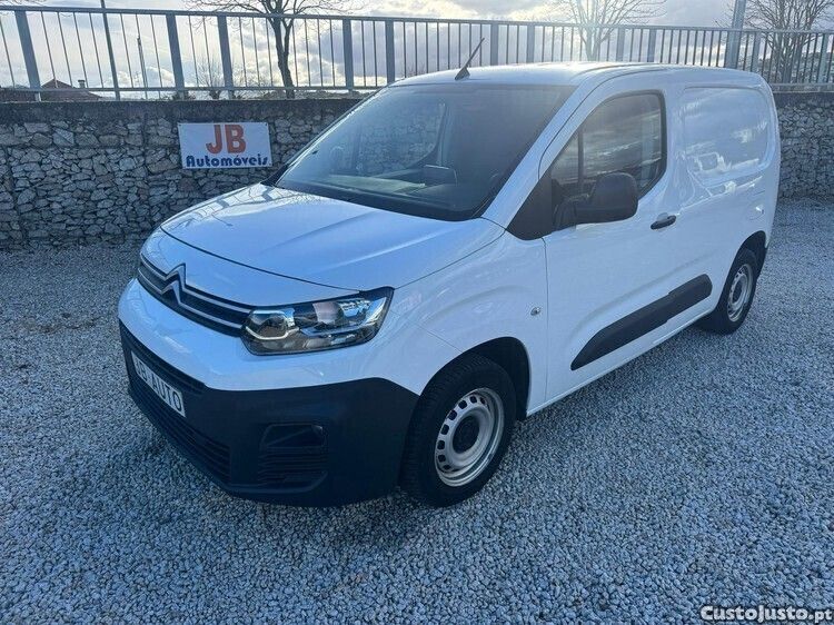 Branco Usado 2020 Citroën Berlingo Monovolume | € 14.450 (Preço justo) - Imagem 1/1