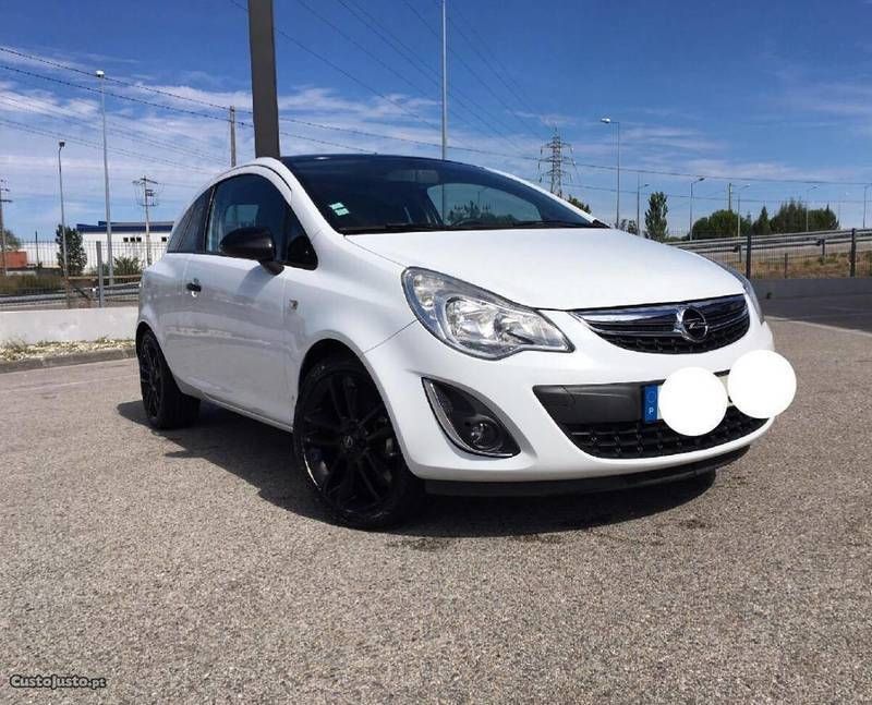 Opel corsa black