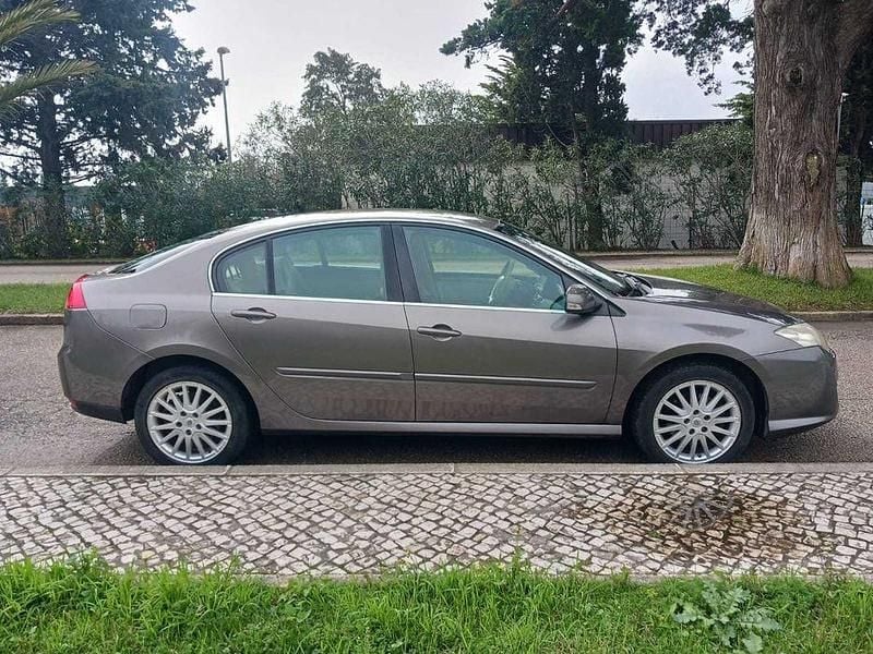 Usado Renault Laguna III 150 HP (110 kW) 2007 Sedan