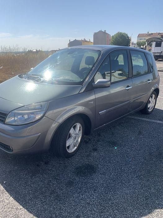 Usado 2005 Renault Scénic II Monovolume | € 2.400 (Bom preço) - Imagem 1/4