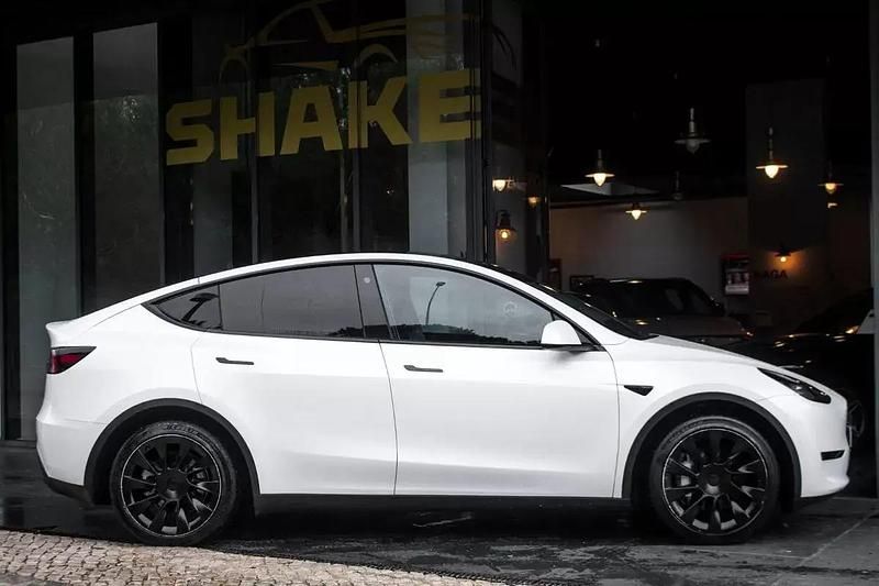 Usado Tesla Model Y 378 kW (514 HP) 2023 Branco SUV