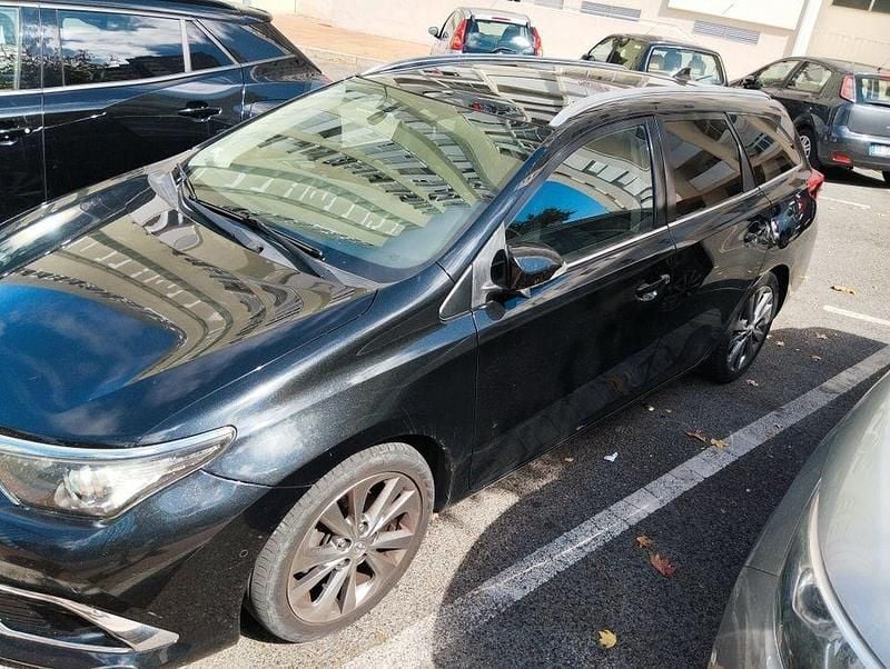 Usado 2015 Toyota Auris Sport Sedan | € 12.500 - Imagem 1/4