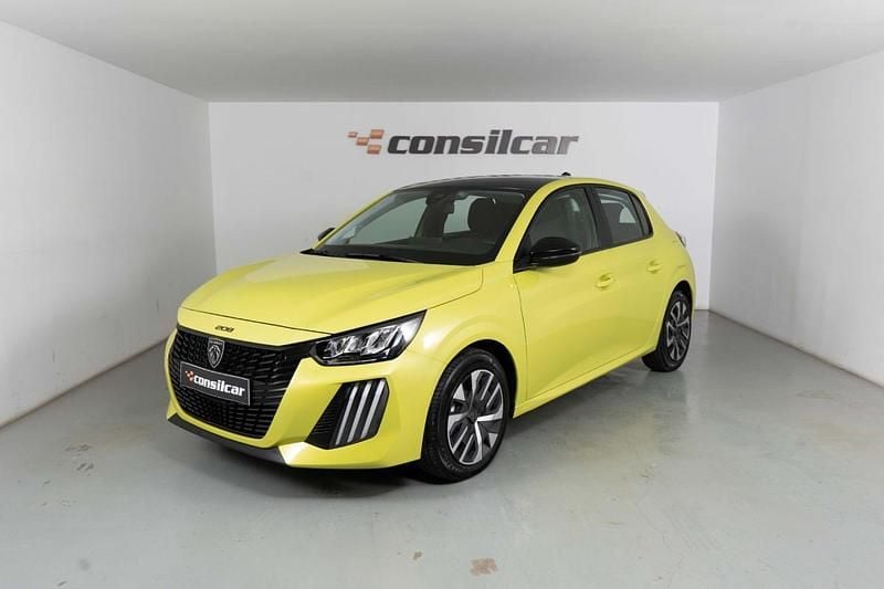 Usado Peugeot 208 Active 101 HP (74 kW) 2024 Amarelo Citadino
