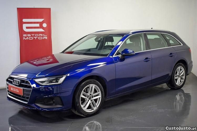 Azul Usado 2021 Audi A4 Carrinha | € 27.500 (Preço justo) - Imagem 1/1