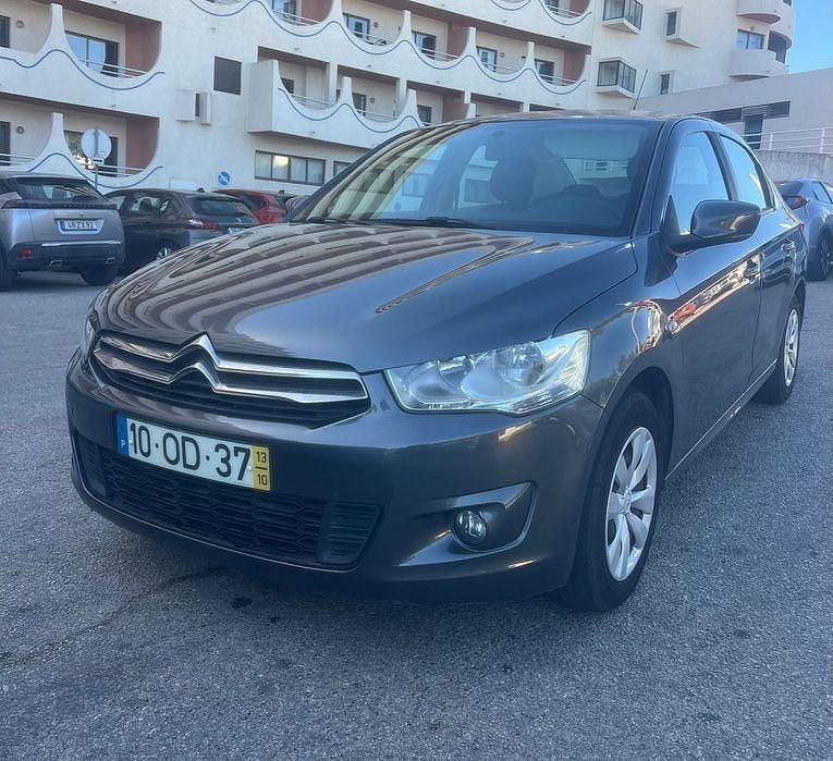 Usado Citroën C-Elysee I 72 HP (52 kW) 2013 Sedan