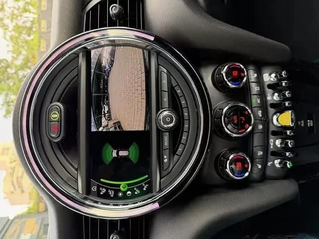 Usado Mini Cooper S 135 kW (184 HP) 2020 Preto Citadino