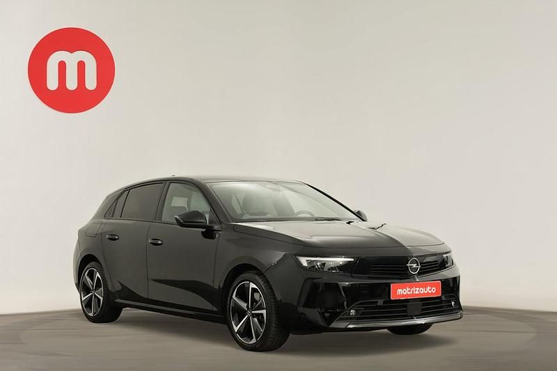 Usado Opel Astra Design & Tech 130 HP (95 kW) 2024