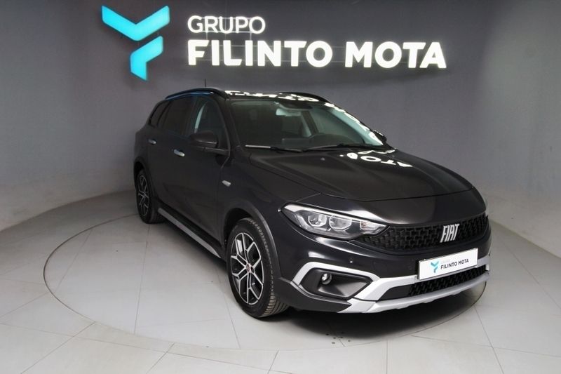 Usado Fiat Tipo Wagon 101 HP (74 kW) 2023 Preto Carrinha