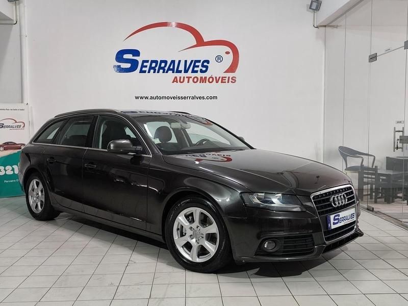 Cinzento Usado 2009 Audi A4 Carrinha | € 11.500 (Preço elevado) - Imagem 1/4