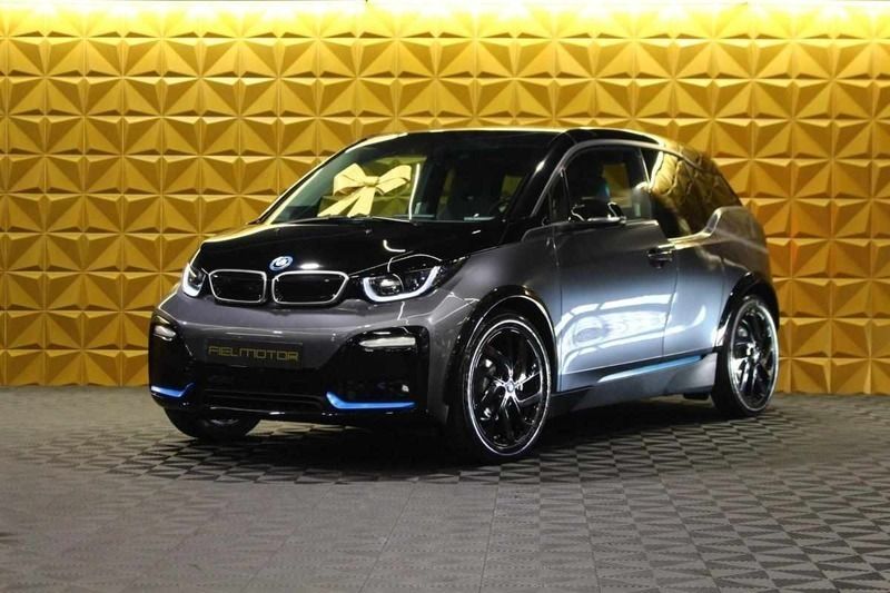 Cinzento Usado 2021 BMW i3 Citadino | € 22.750 (Preço justo) - Imagem 1/4