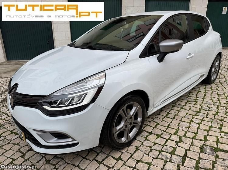 Branco Usado 2018 Renault Clio IV GT-Line Citadino | € 10.900 (Preço justo) - Imagem 1/1