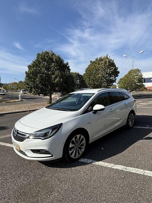 Usado 2017 Opel Astra Innovation Carrinha | € 12.250 (Preço justo) - Imagem 1/4