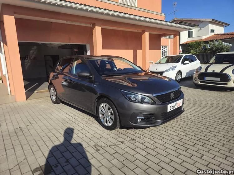 Cinza Usado 2019 Peugeot 308 Style Citadino | € 12.990 (Super Preço) - Imagem 1/1