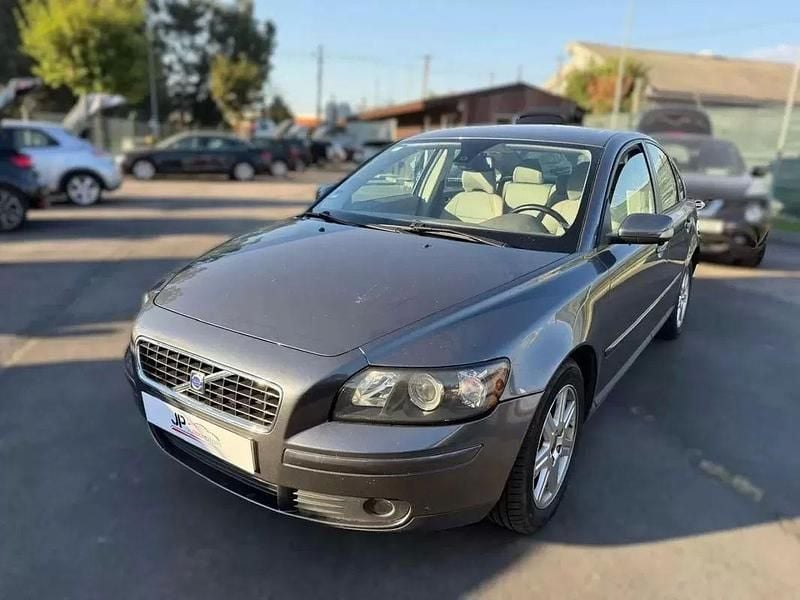 Outra Usado 2004 Volvo S40 Sedan | € 6.490 - Imagem 1/4