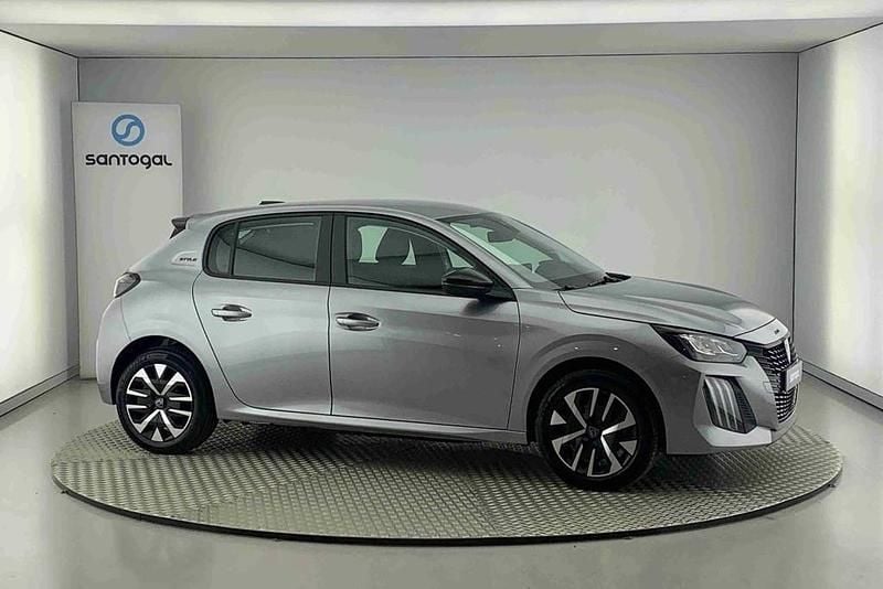 Novo Peugeot e-208 Style 100 kW (136 HP) 2025 Cinzento Citadino