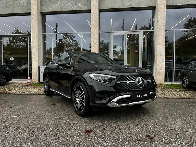 Preto obsidian Novo 2025 Mercedes GLC220 Advanced Coupé | € 77.900 (Preço elevado) - Imagem 1/4