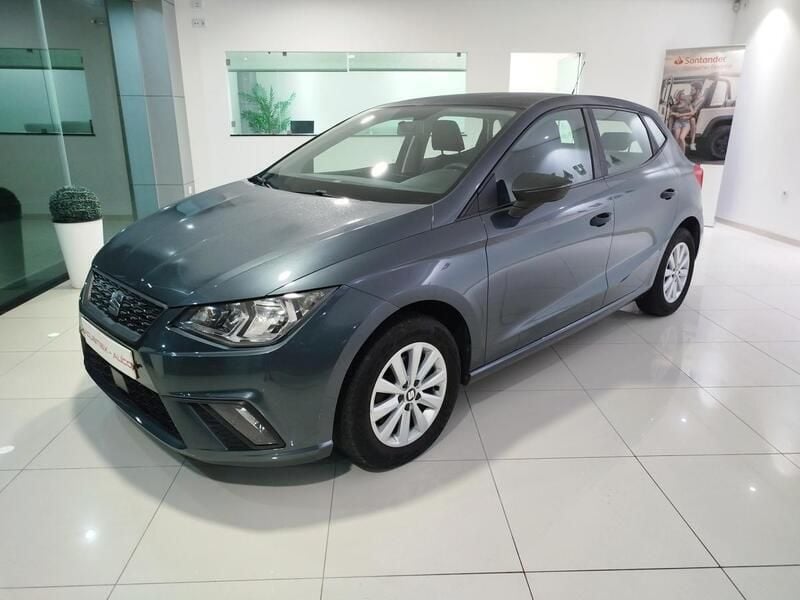 Usado Seat Ibiza Style 95 HP (69 kW) 2020 Cinza Citadino