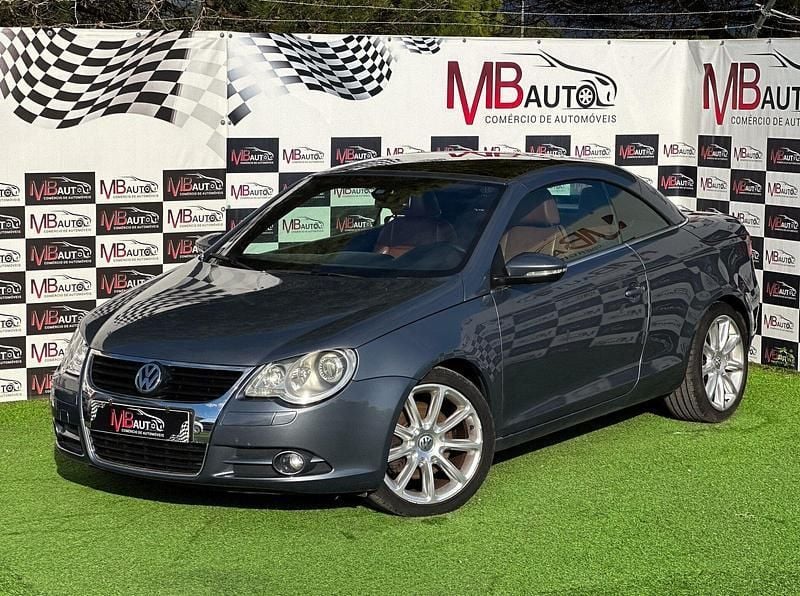 Usado VW Eos 160 HP (117 kW) 2010 Cinza Cabrios
