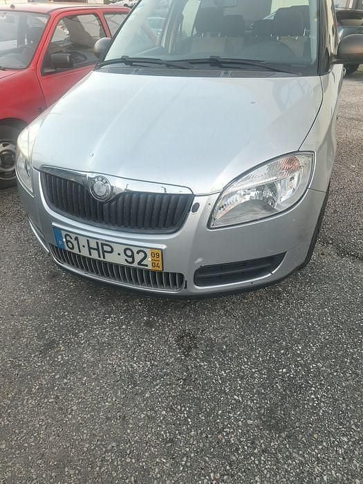 Usado 2009 Skoda Fabia Sedan | € 2.750 - Imagem 1/2