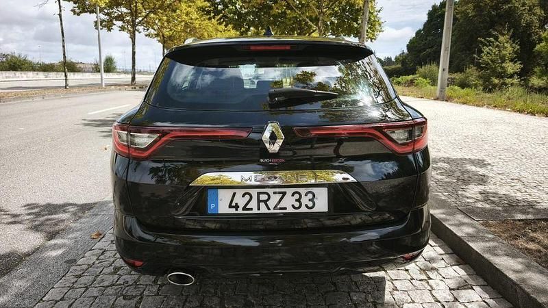 Usado Renault Mégane III Bose Edition 110 HP (80 kW) 2016 Sedan