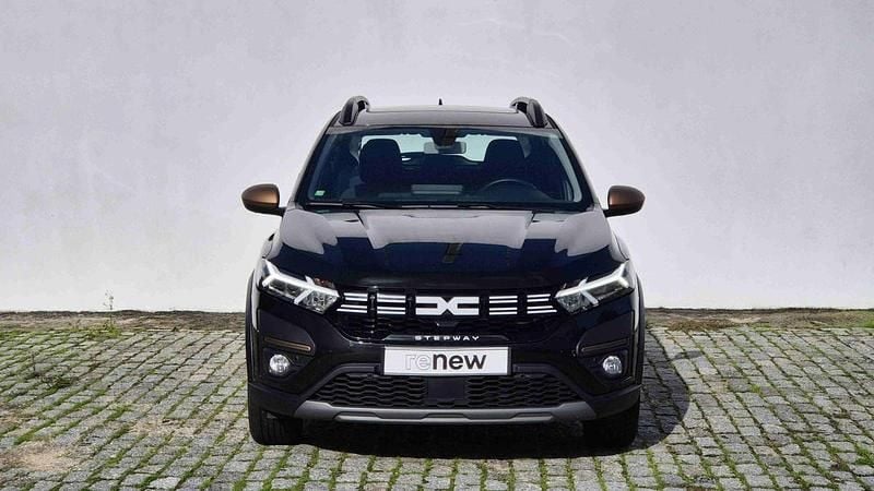 Usado Dacia Sandero Extreme 101 HP (74 kW) 2024 Preto SUV