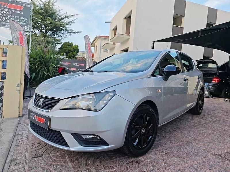 Cinzento Usado 2016 Seat Ibiza Reference | € 10.900 (Preço justo) - Imagem 1/4