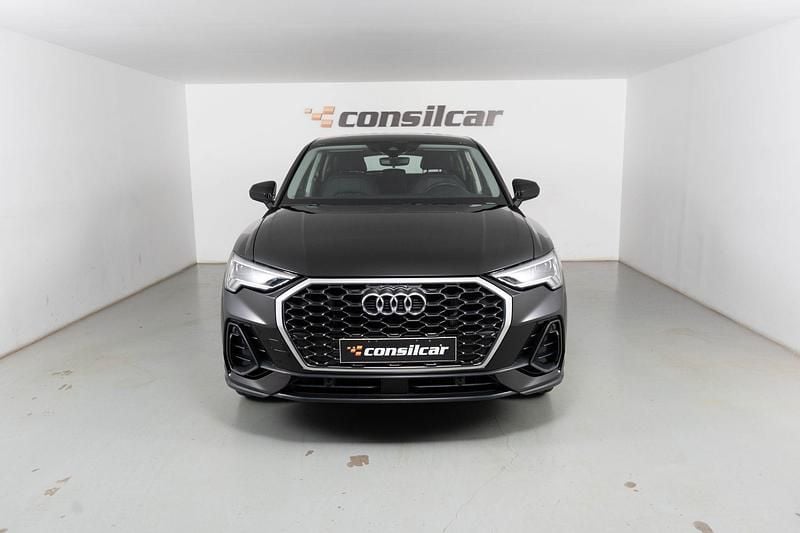 Preto Usado 2022 Audi Q3 SUV | € 34.980 (Preço elevado) - Imagem 1/4