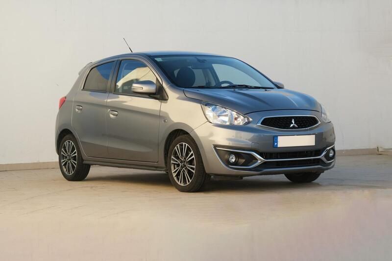 Cinzento Usado 2019 Mitsubishi Space Star Intense | € 13.500 (Preço elevado) - Imagem 1/4