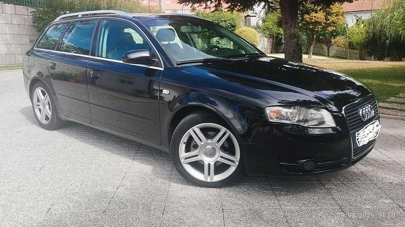 Usado 2007 Audi A4 Sedan | € 7.900 (Caro) - Imagem 1/4