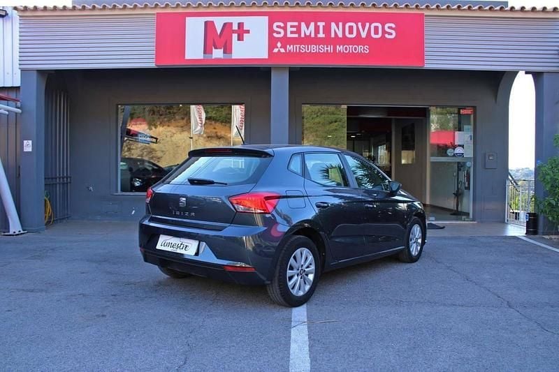 Usado Seat Ibiza 115 HP (84 kW) 2024 Cinza