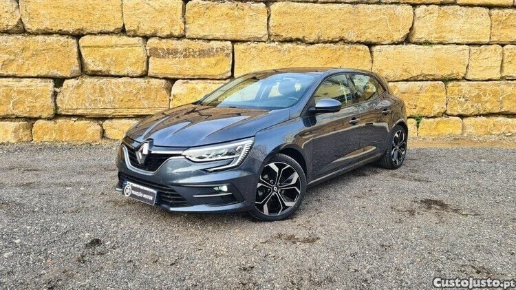 Usado Renault Mégane IV Intens 115 HP (84 kW) 2022 Cinza
