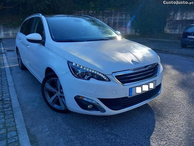 Branco Usado 2014 Peugeot 308 Active Carrinha | € 10.990 (Preço justo) - Imagem 1/1