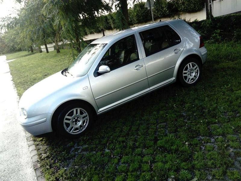 Usado 2002 VW Golf IV Sedan | € 3.350 - Imagem 1/4