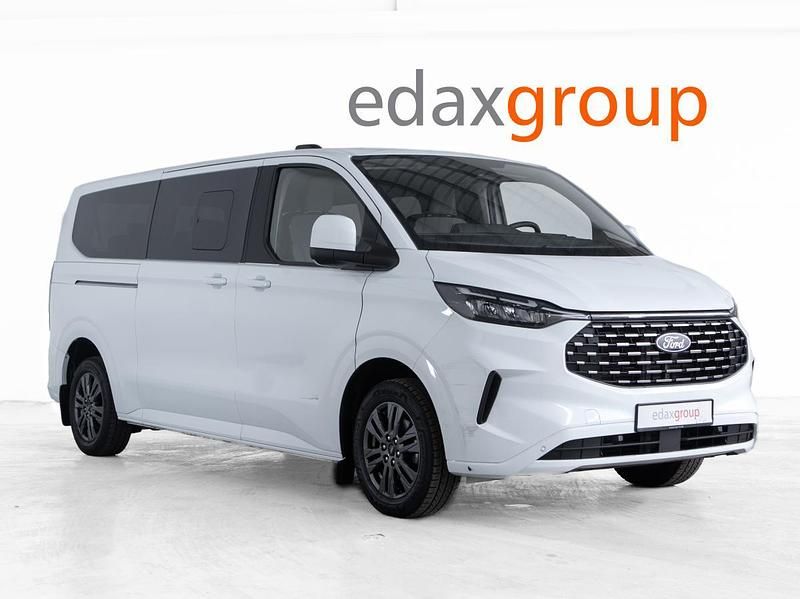 Usado Ford Tourneo Custom 136 HP (100 kW) 2024 Branco Van