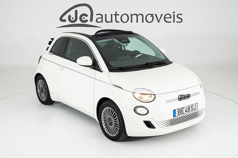 Usado Fiat 500e Icon 86 kW (118 HP) 2023 Branco Cabrios