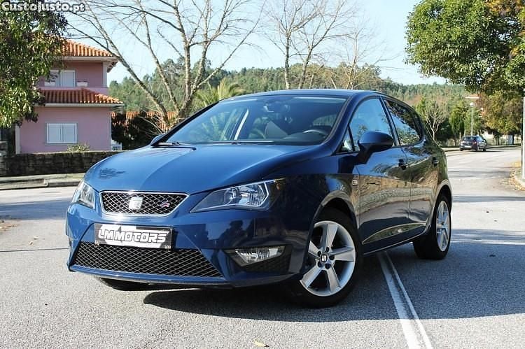 Azul Usado 2017 Seat Ibiza FR Citadino | € 12.500 (Preço justo) - Imagem 1/1
