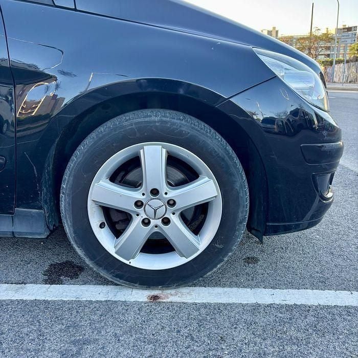 Usado Mercedes B150 95 HP (69 kW) 2006 Monovolume