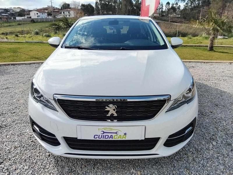 Branco Usado 2019 Peugeot 308 Citadino | € 13.950 (Preço justo) - Imagem 1/4