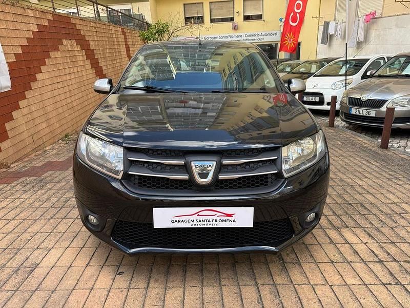 Usado Dacia Sandero 90 HP (66 kW) 2015 Sedan