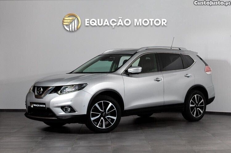 Cinza Usado 2014 Nissan X-Trail Tekna SUV | € 17.400 (Preço justo) - Imagem 1/1