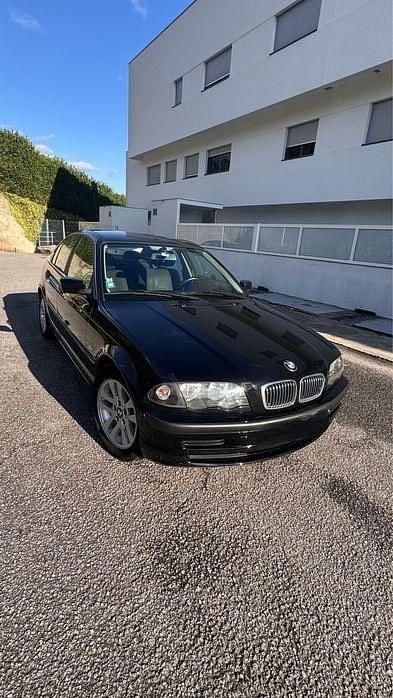 Usado 1999 BMW 320 Sedan | € 3.350 (Preço justo) - Imagem 1/4